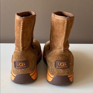 UGG Boots sz10 kids 🍂